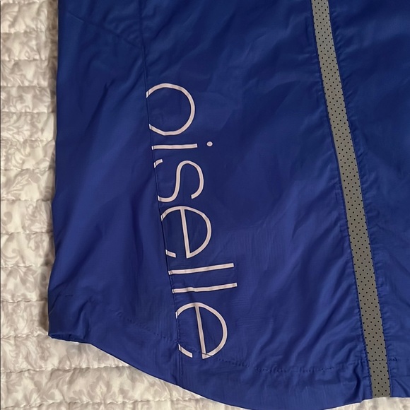 Oiselle Reflective Purple Running Vest - Picture 5 of 5